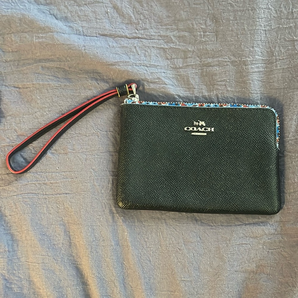 Black Coach Zip Wristlet